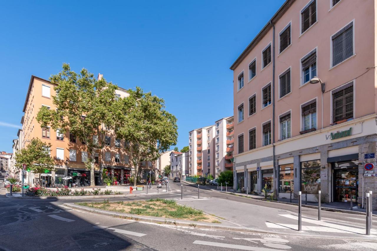 Le Cocon Pacome Les Autres Apartment Lyon Bagian luar foto