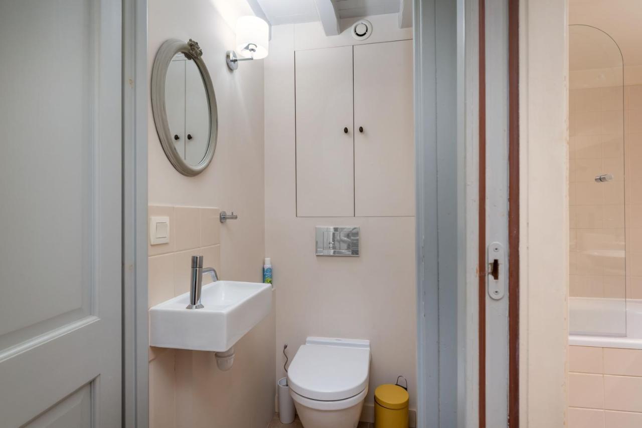 Le Cocon Pacome Les Autres Apartment Lyon Bagian luar foto